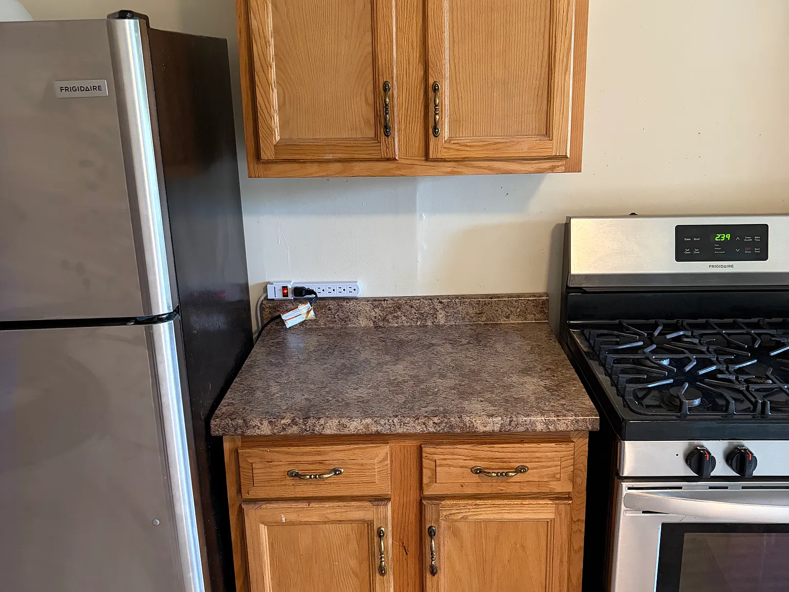 2 bed, 1000 sqft, $1,300 — Photo 4