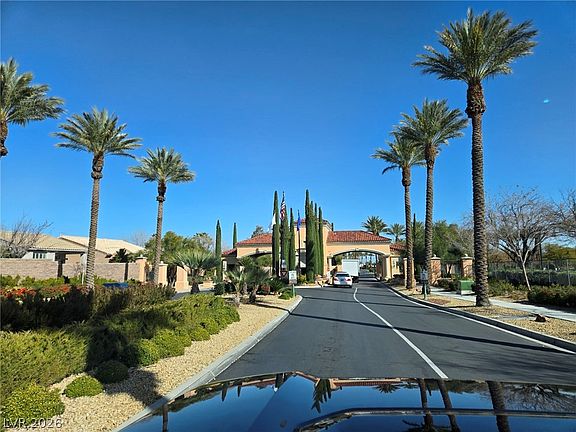 5th image of 4379 Bella Cascada St