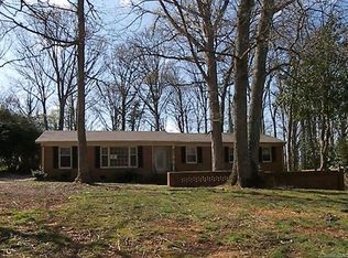 6500 Teaneck Pl, Charlotte, NC 28215
