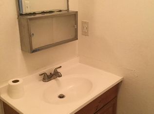 700 Hill St APT 4, Bakersfield, CA 93306