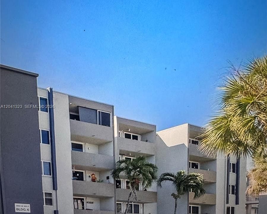 1st image of 10090 NW 80th Ct APT 1241