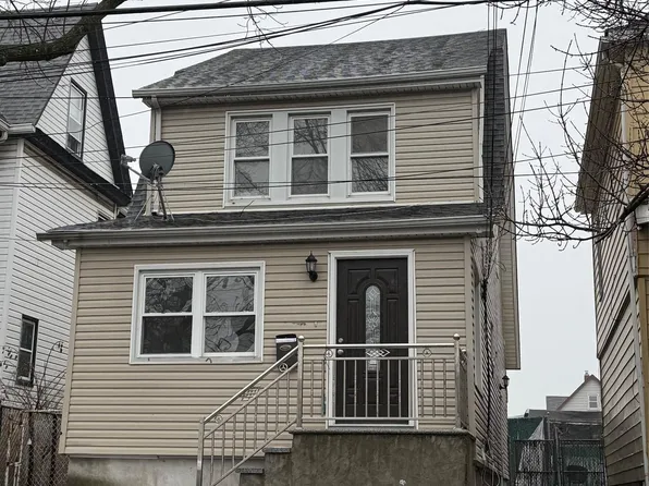 10614 96 street, Ozone Park, NY 11417