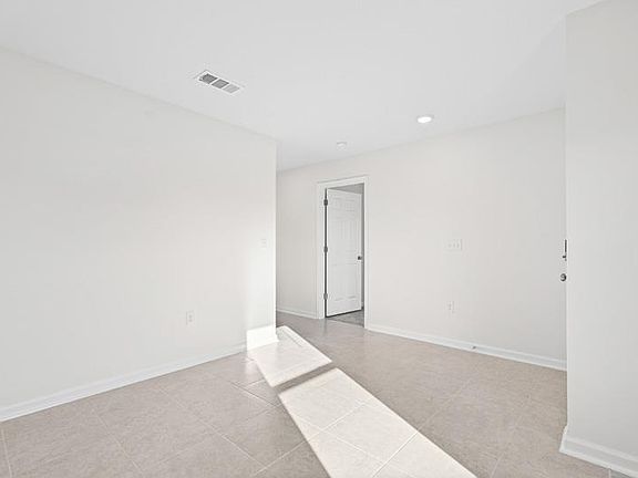 4th image of 461 Salt Creek Ln #7