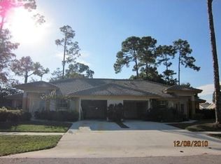 1055 Staghorn St, Wellington, FL 33414