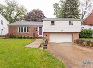 2316 Cheltenham Rd, Toledo, OH 43606