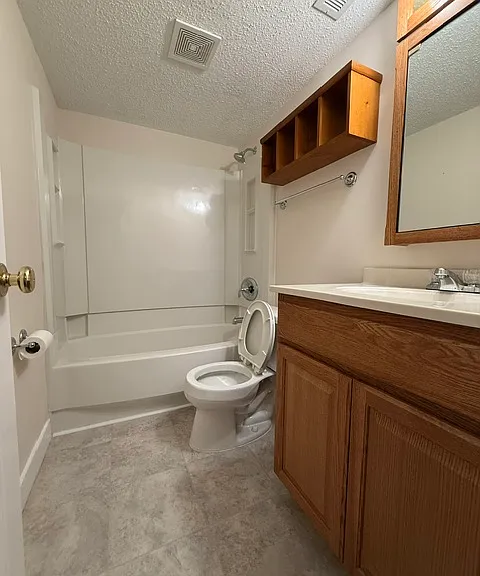 81 Lemans Ct — Photo 18