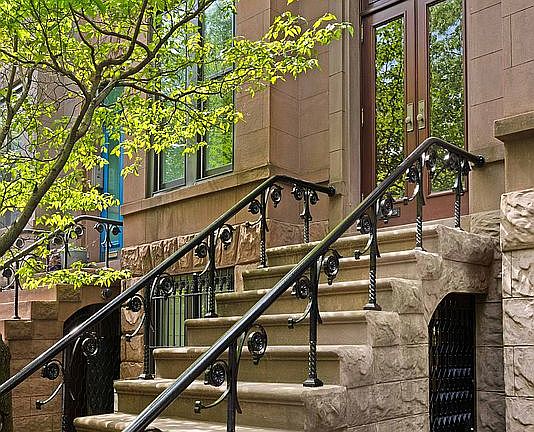 2nd image of 680 President St Unit Garden