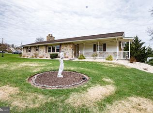 1514 Bahr Rd, Pottstown, PA 19464