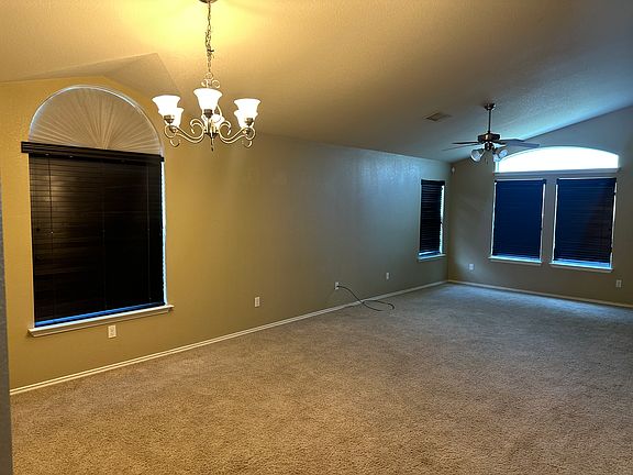 4th image of 6212 Suellen Ln