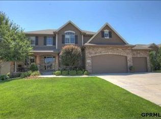 10143 Josephine Ave, La Vista, NE 68128
