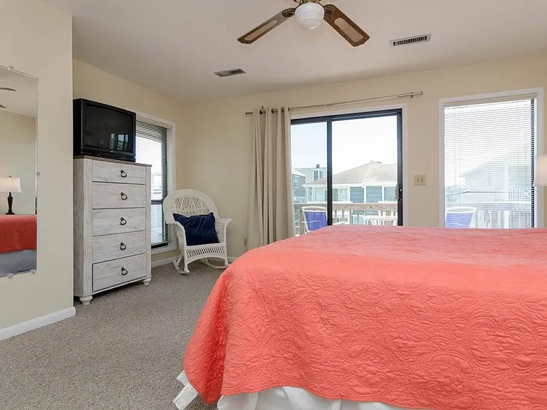 13 E Henderson St #1 — Photo 13