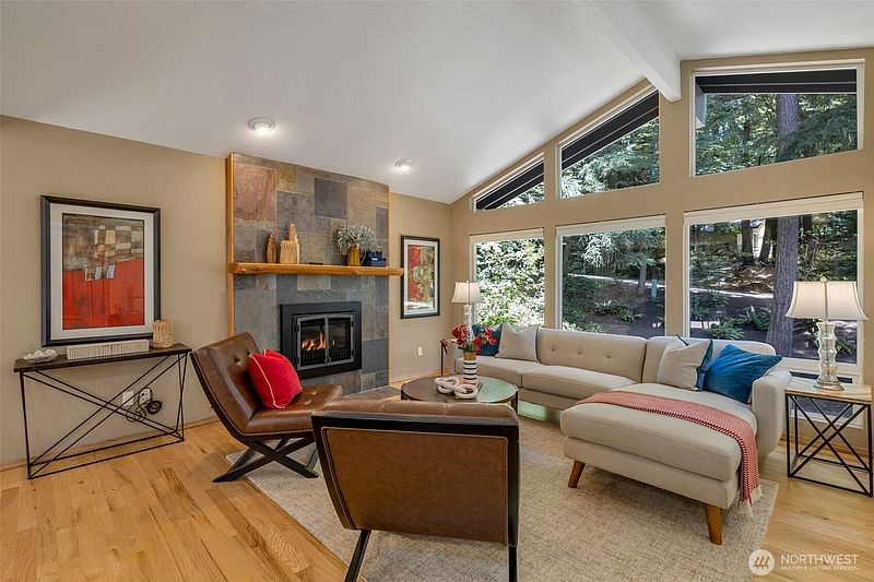 4th image of 15727 154th Avenue NE