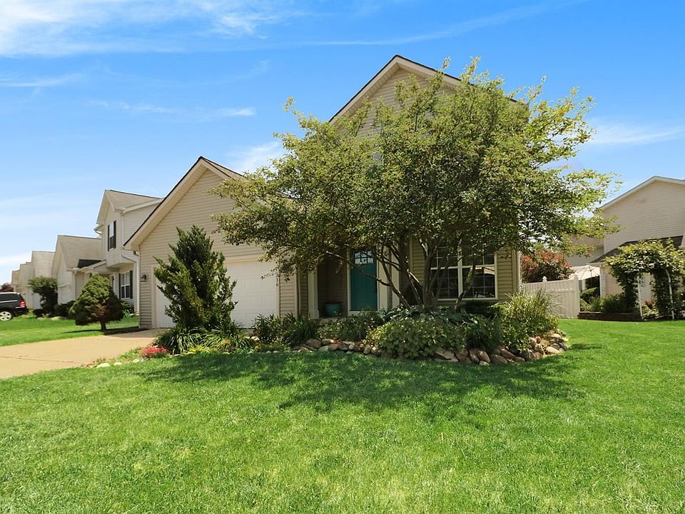1st image of 316 Cambridge Dr