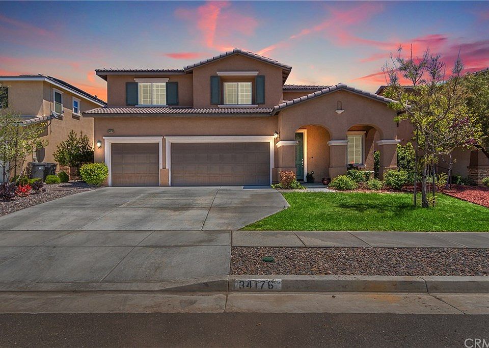 1st image of 34176 Gloriosa Pl