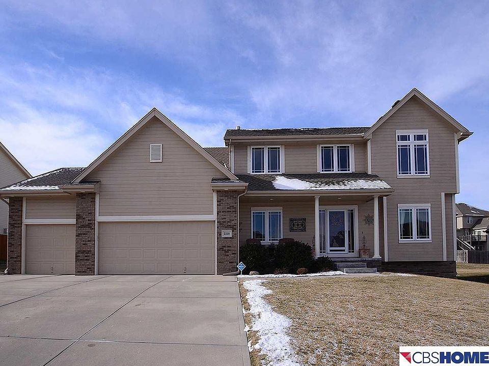 1st image of 2220 Broadwater Dr