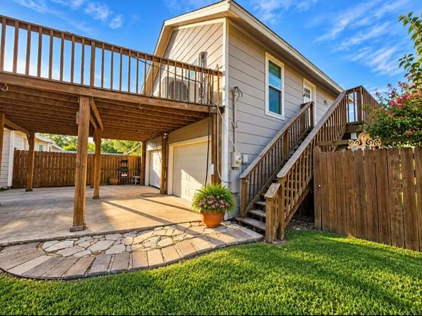 454 County Road 294 #B, Alvin, TX 77511