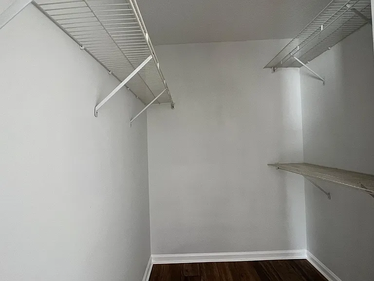 119 Kentshire Ln — Photo 9