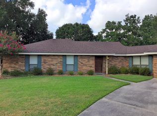 207 Domas Dr, Lafayette, LA 70508
