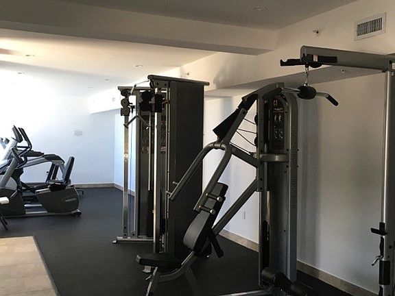 5th image of 2121 N Bayshore Dr APT 1102