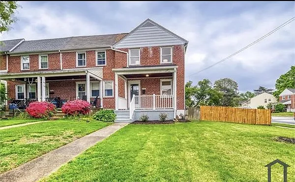 2 bed, $2,200 — Photo 1