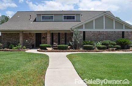 1st image of 1003 Leslie Ln