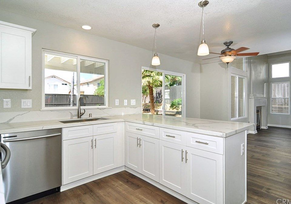 1st image of 33482 Camino Hernandez