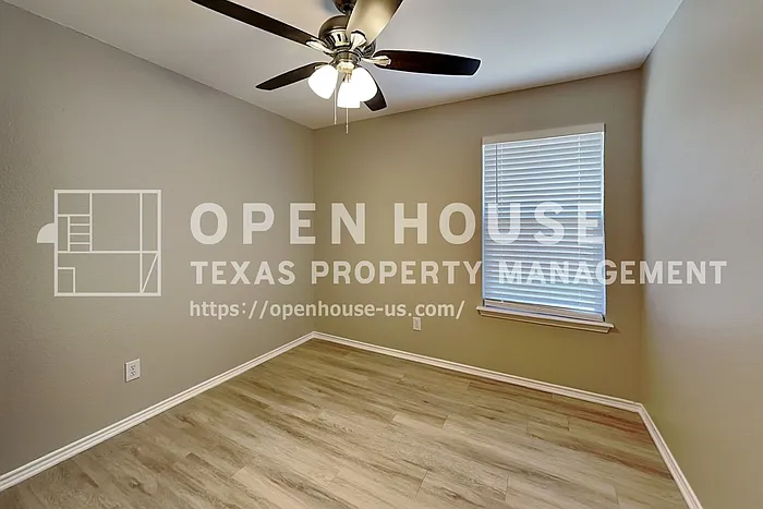 13717 Canyon Ranch Rd — Photo 15