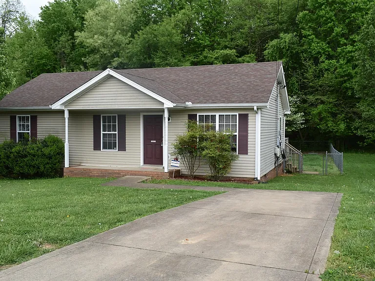 153 Monarch Ln — Photo 11
