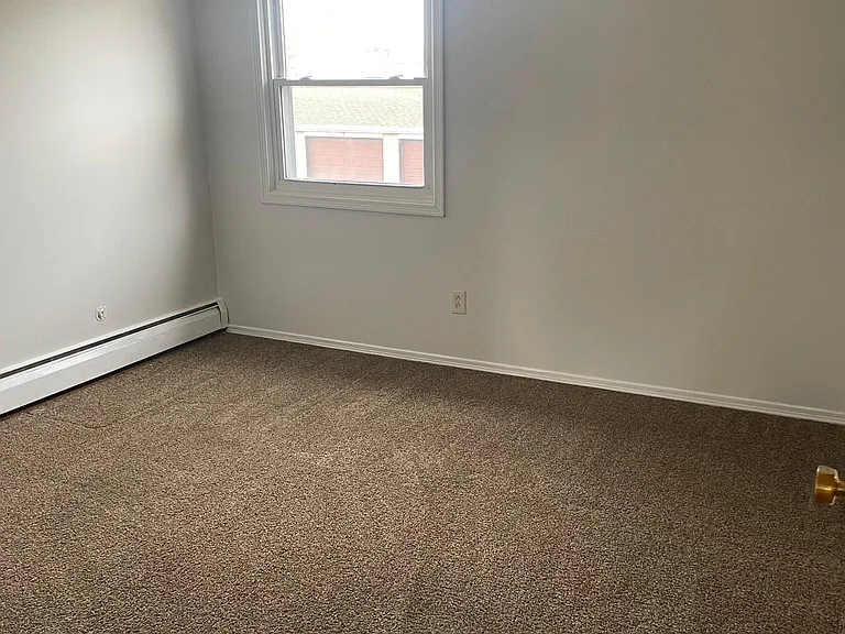 6127 N Whitham Dr #7 — Photo 9