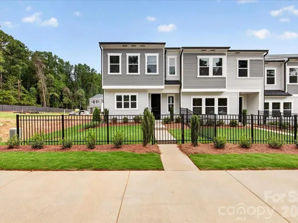 6323 Haller St, Charlotte, NC 28227