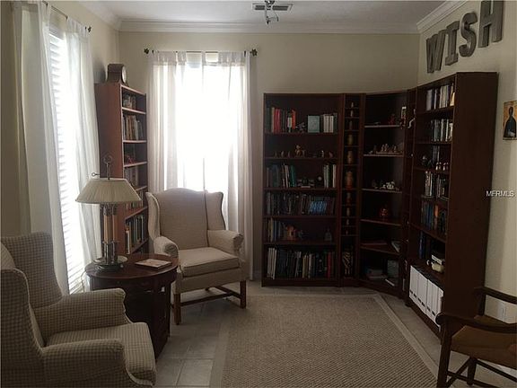 4th image of 805 Lake Evalyn Dr