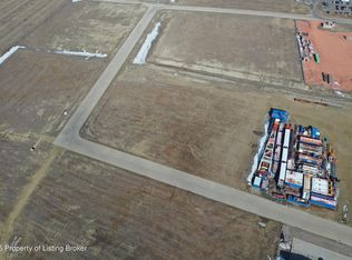 30J Street SW, Dickinson, ND 58601