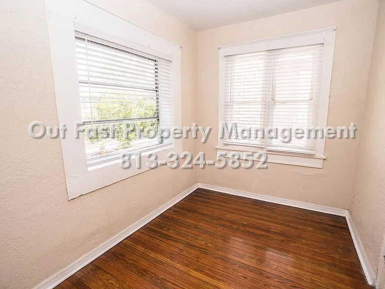 545 2nd St N — Photo 8