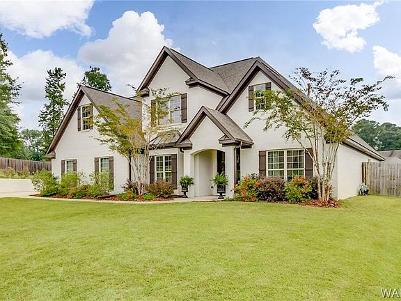 2nd image of 11614 Glenwood Cir