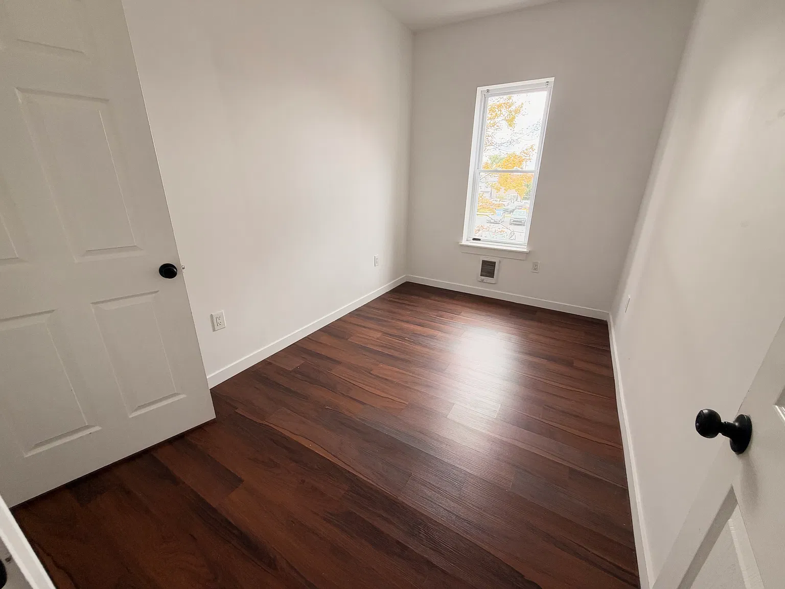 4 bed, $1,450 — Photo 4