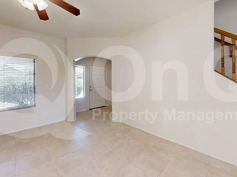 22249 E Calle De Flores — Photo 5