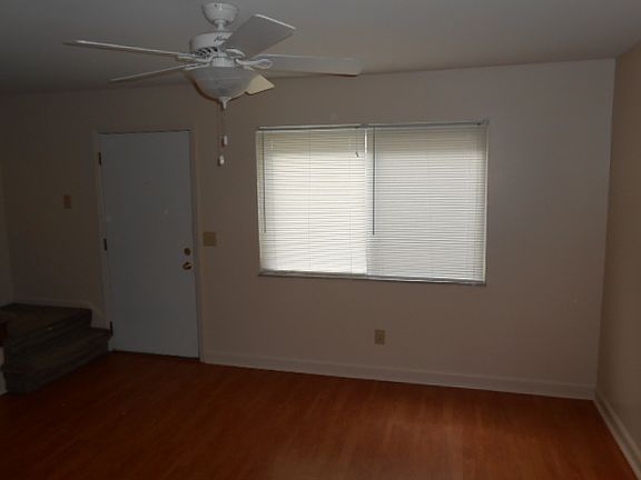 3rd image of 393 E 18th Ave APT B