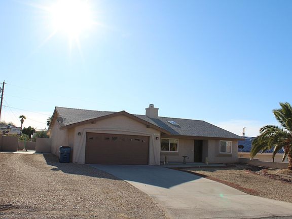 3rd image of 3832 Bear Dr