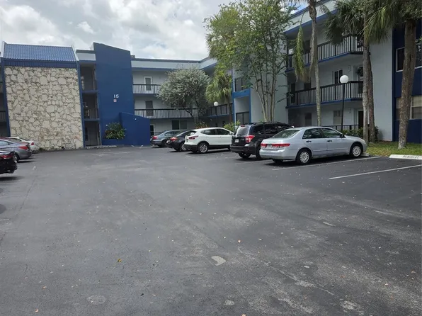 3080 Holiday Springs Boulevard #209, Margate, FL 33063