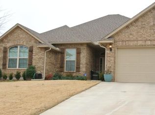 876 Crooked Oak Cir, Guthrie, OK 73044