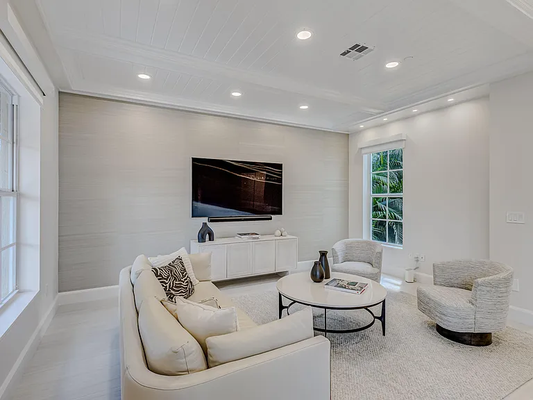 27 Marina Gardens Dr — Photo 42
