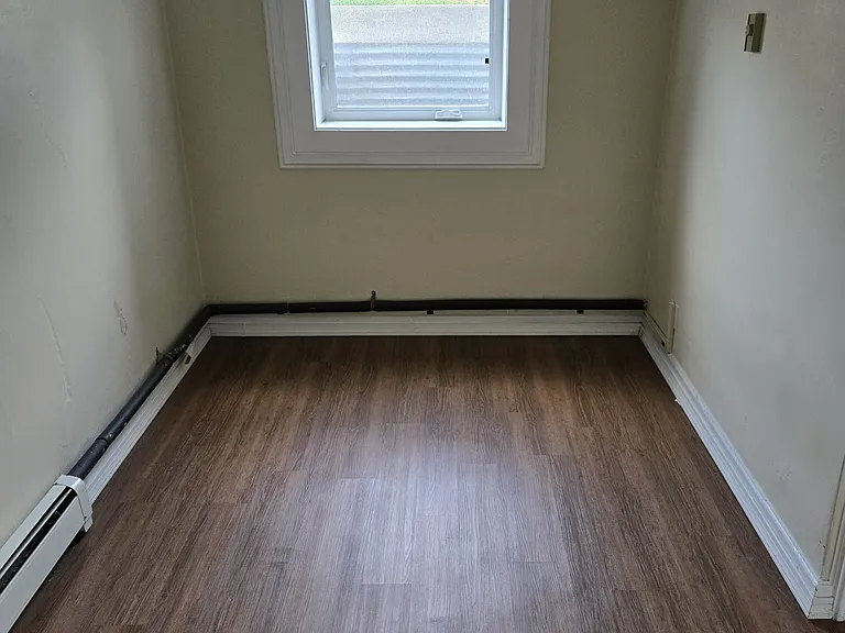 220 4th St NE #8 — Photo 7