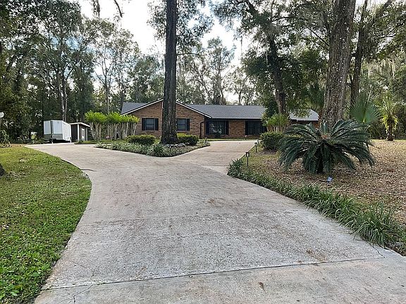4th image of 2020 Glenwood Hammock Rd