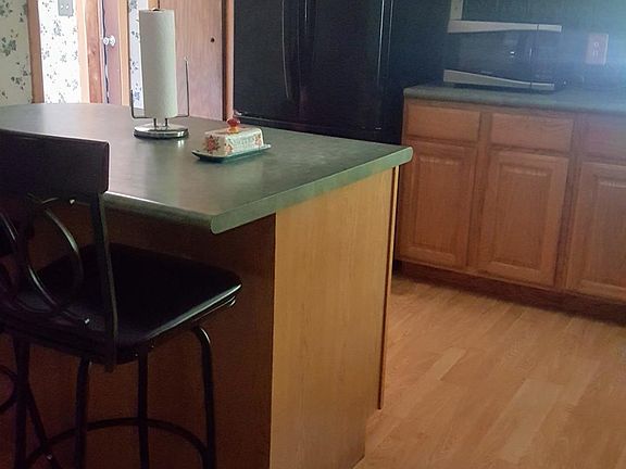 4th image of 2116 McIlwraith St