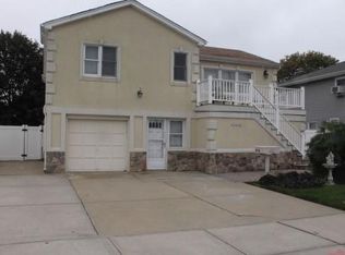 640 Park Ave, Long Beach, NY 11561