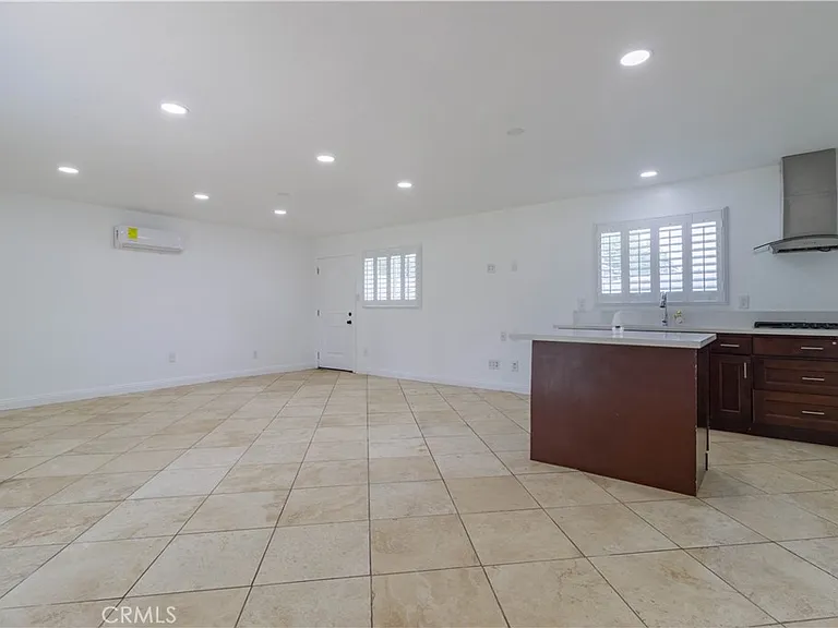 10249 Jurupa Rd — Photo 6