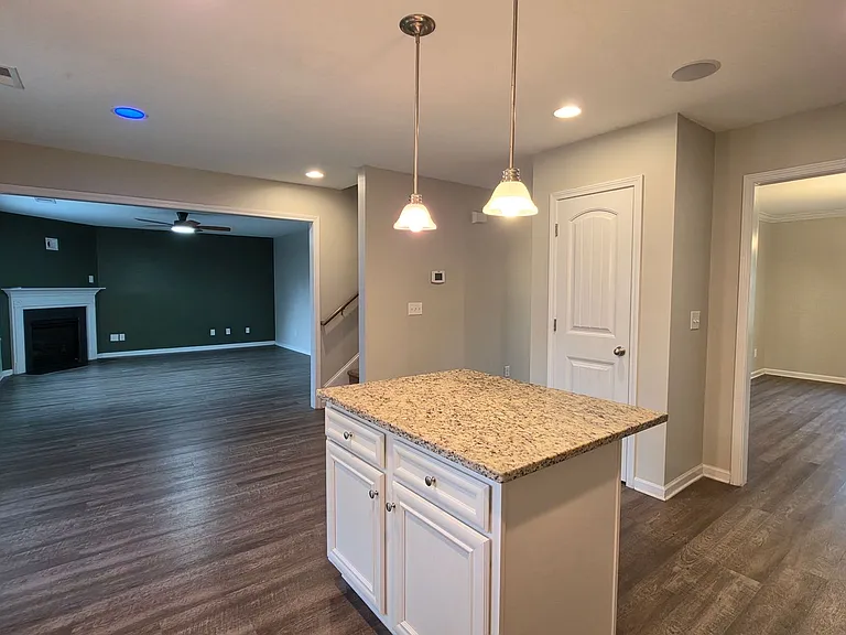 147 Niblick Dr — Photo 5