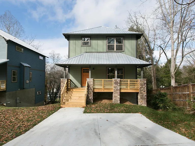 223 Westover Aly — Photo 3