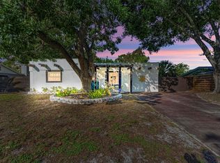 2533 E Milmar Dr, Sarasota, FL 34237