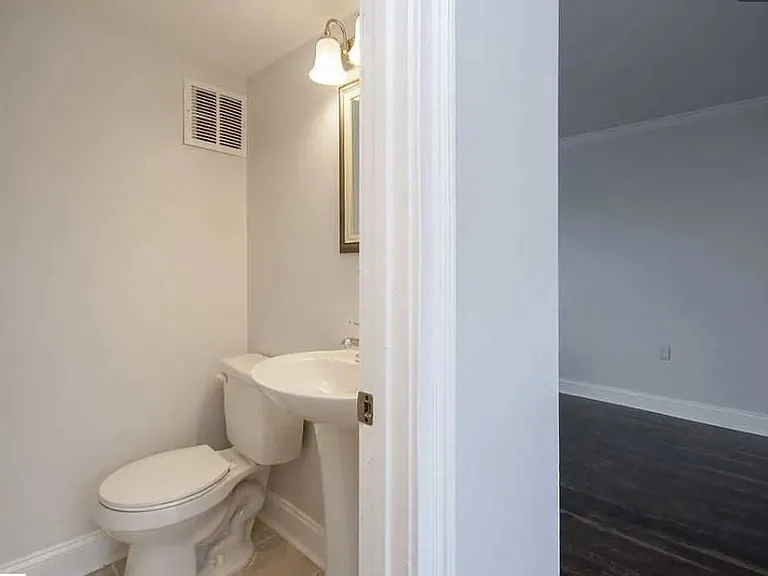 3706 E North St #B2 — Photo 6